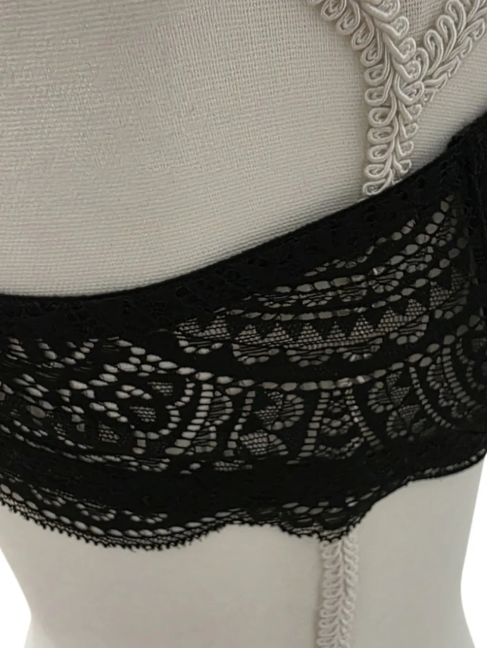 Adore Me 34D Lace Unlined Underwire Bra EUC Sexy Sheer Lingerie
